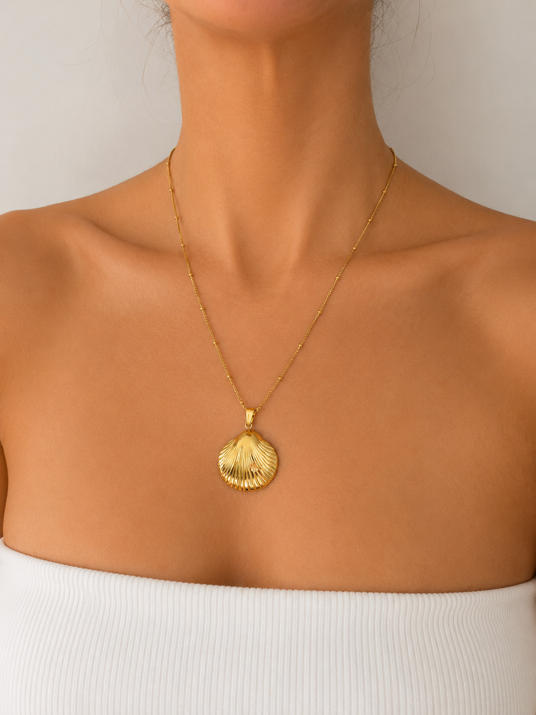 Golden Seashell Necklace