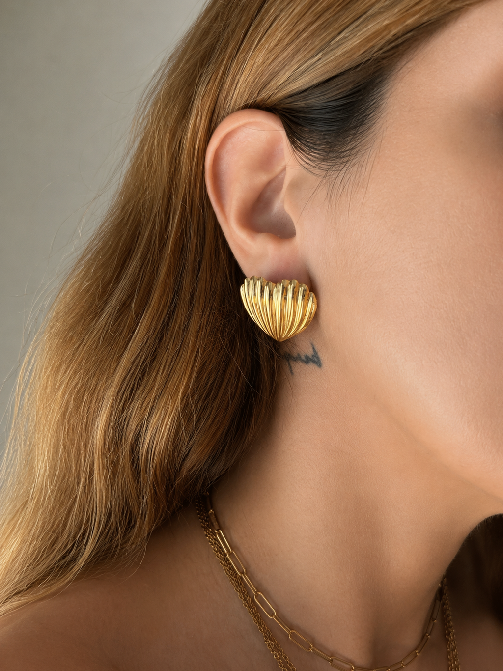 Ribbed Heart Earrings
